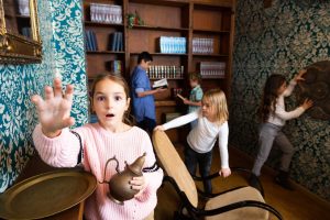 Why Escape Rooms Are the Ultimate Entertainment for Friends and Family